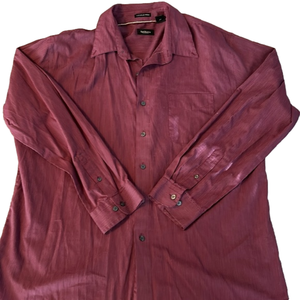 Men’s Van Heusen Dress Shirt • XL